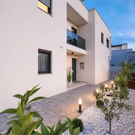 App2-3 * Задар